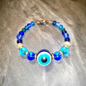Handmade evil eye bracelet